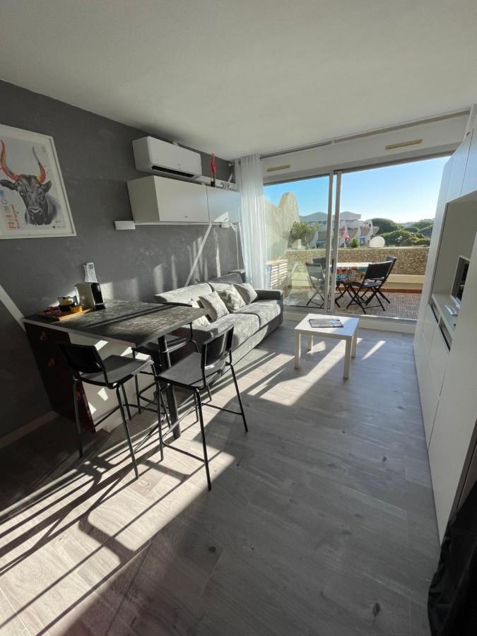 Superbe Studio, Terrasse, Piscine, Parking Le Grau-du-Roi Esterno foto